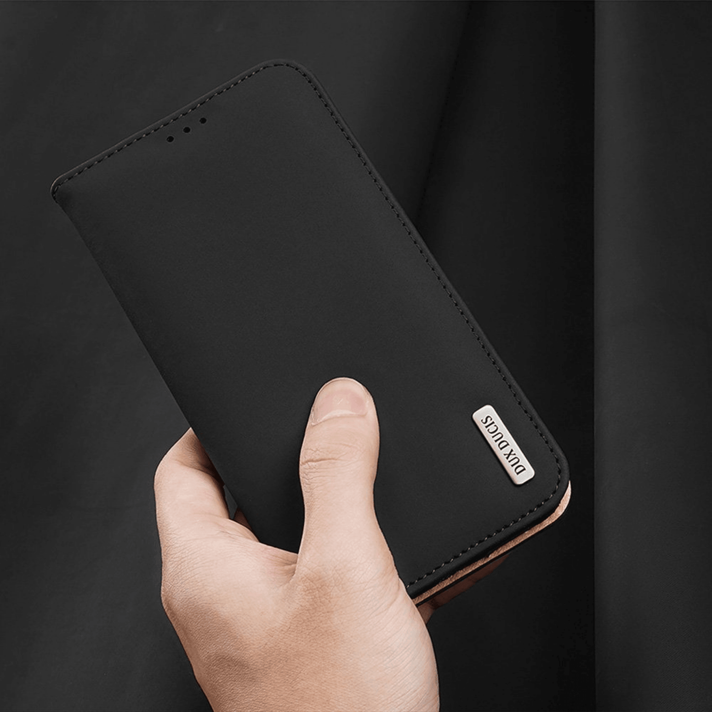 Dux Ducis - iPhone 11 Flip Wallet Schutzhülle Wish Series Echtleder Case - Schwarz - Pazzar.ch