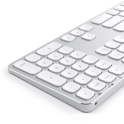 Satechi - Kabellose Bluetooth Tastatur mit Schweizer Layout - Silber / Weiss - Pazzar.ch