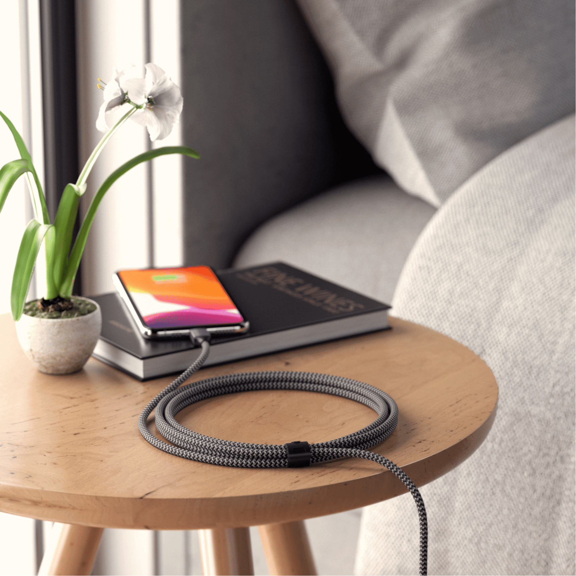 Satechi - (1.8m) Lightning auf USB-C schnell Ladekabel und Datenkabel - Space Gray