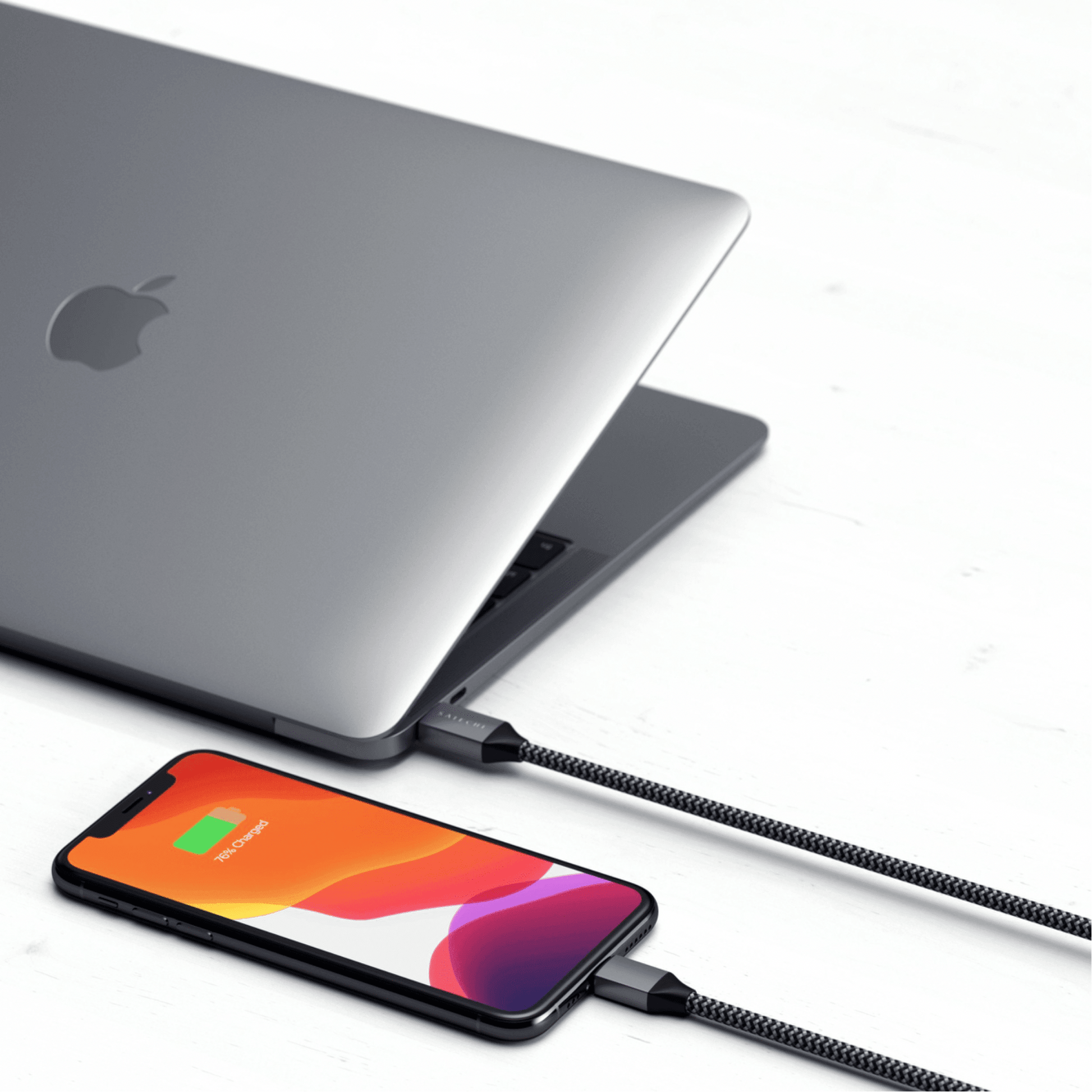 Satechi - (1.8m) Lightning auf USB-C schnell Ladekabel und Datenkabel - Space Gray